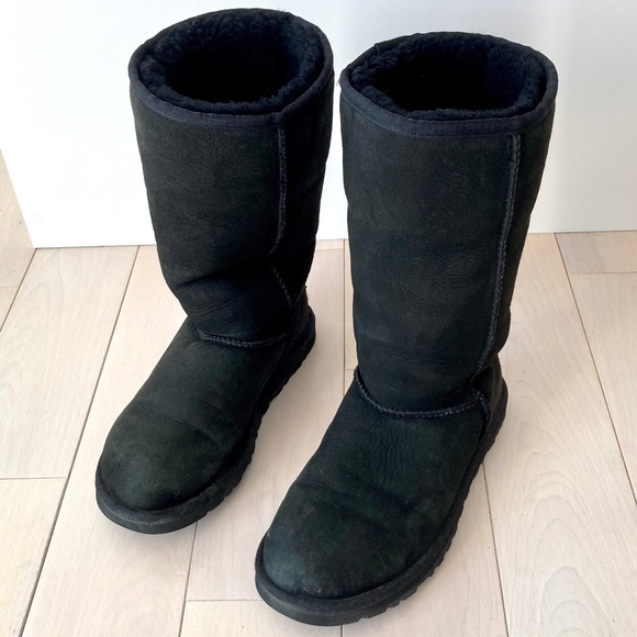 UGG Classic Tall Boots - Black - Size 36 - Picture 2 of 16